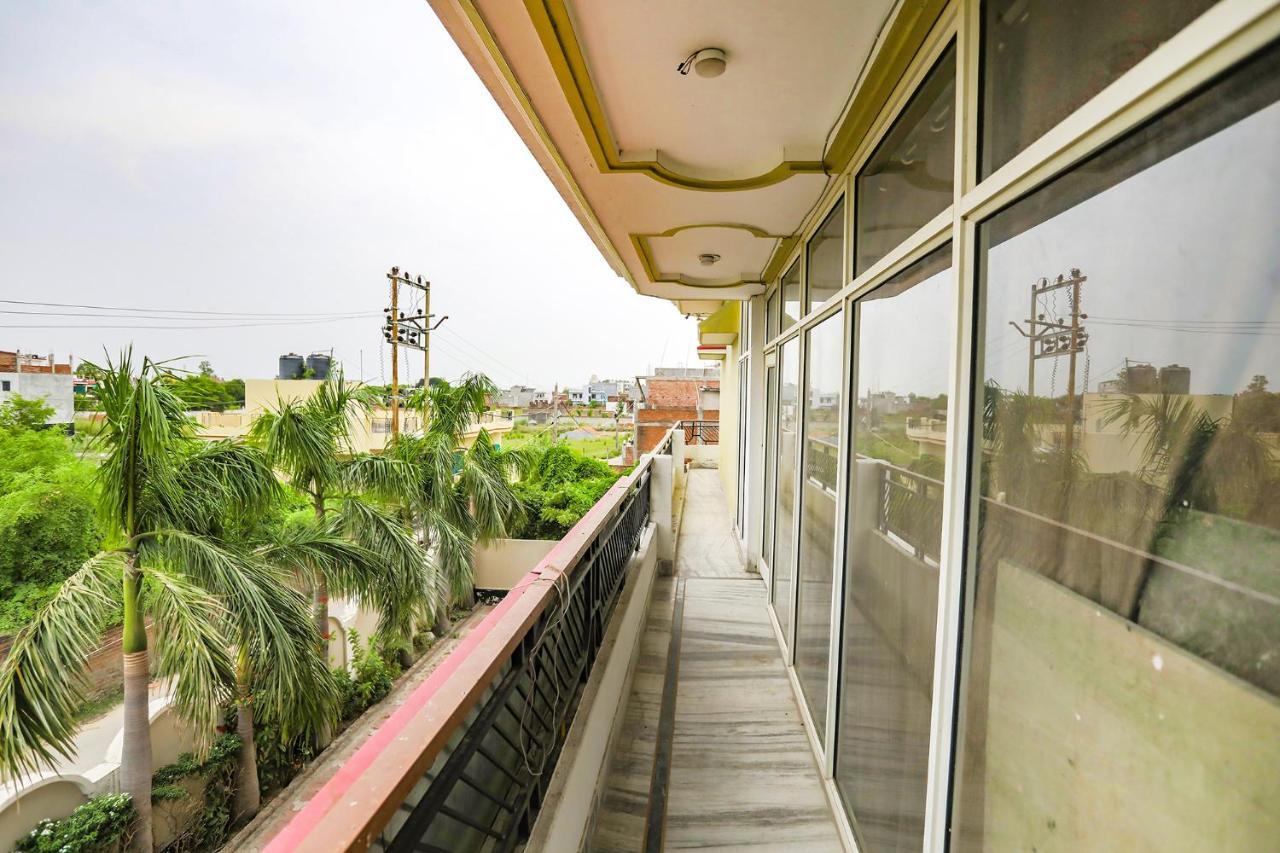 Fabhotel Kriti Green Varanasi Esterno foto