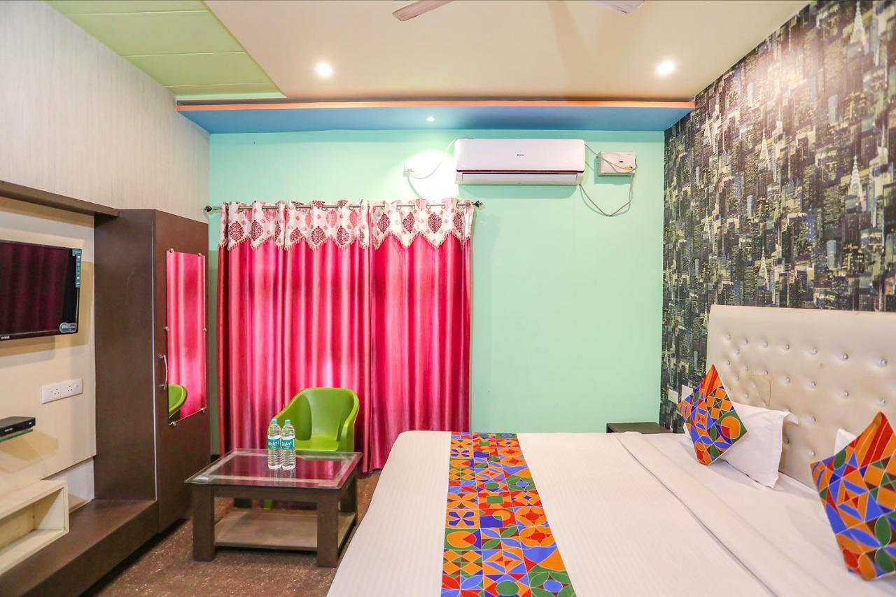 Fabhotel Kriti Green Varanasi Esterno foto