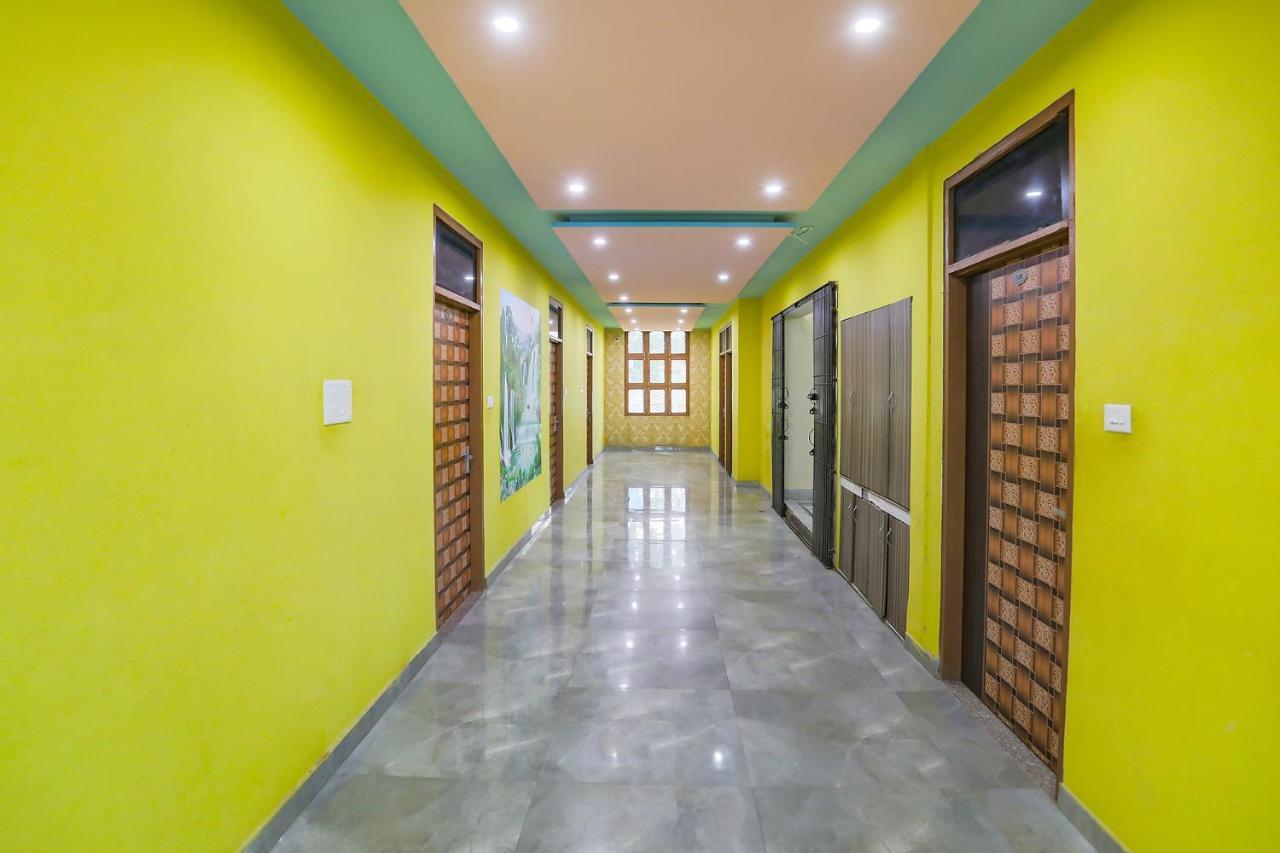 Fabhotel Kriti Green Varanasi Esterno foto