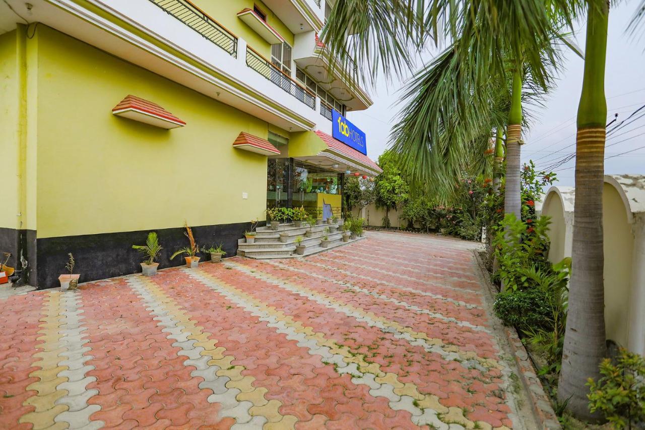 Fabhotel Kriti Green Varanasi Esterno foto